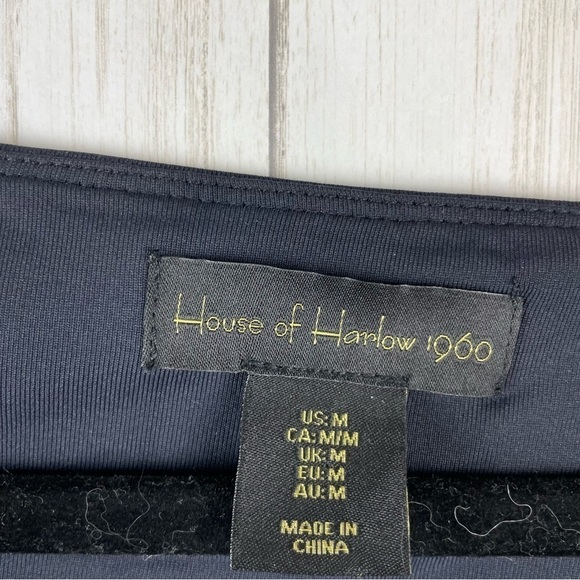 House of Harlow x Revolve black scoop neck crop top - Picture 3 of 4